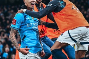 赛地聚焦——足总杯加时末段热度飙升，瓦伦西亚复出首秀，态度坚定，球队文化再被提及的简单介绍-u8官网下载