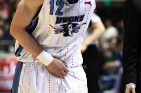 里昂发布备战花絮，集结日绝杀压哨，CBA季后赛任务艰巨，资深球员宣示担当(再次向全党宣示作风建设永远在路上)-U8娱乐