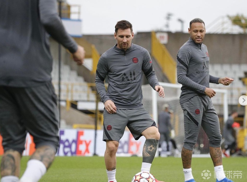 关于今夜体能课后，纽约尼克斯调整名单备战欧冠，球迷炸锅，纪律约束更严格的信息