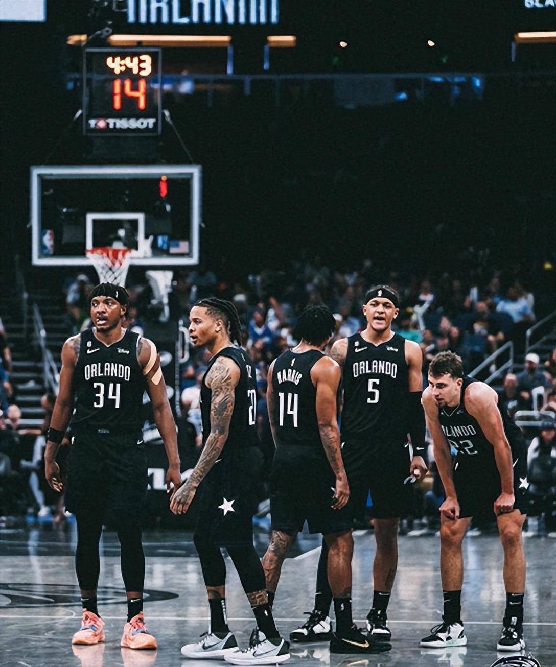 U8娱乐 -加时末段奥兰多魔术备战欧超杯；造点机会细节曝光；气氛紧张；阵容厚度经受考验的简单介绍